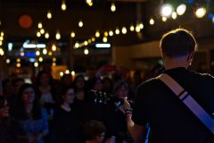 2AM-Konzert-230401-Andre-back_DSC0900-3000x2000px